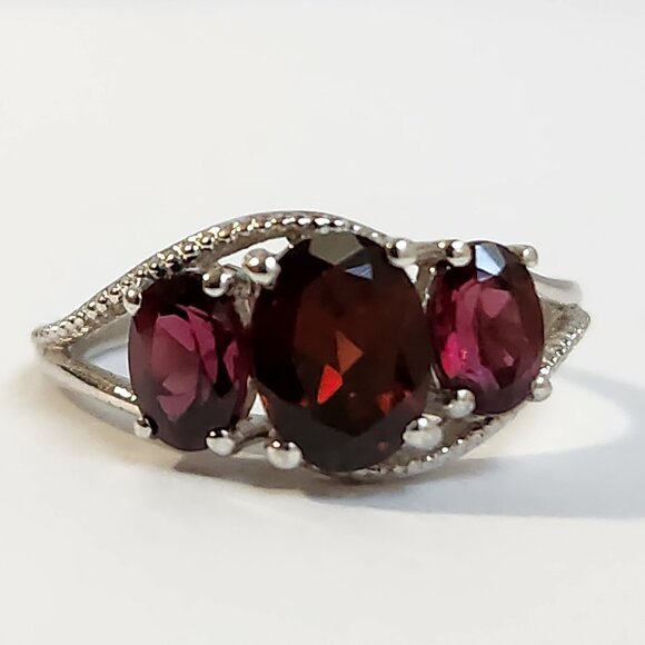 NIB VTG 925 Silver 3 StoneTrilogy 2 Variety Garnet Ring Size 7 - Picture 8 of 11